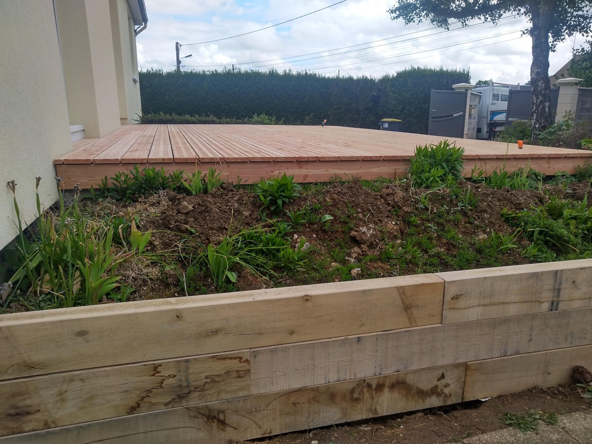 Terrasse en bois qualité supérieure en douglas