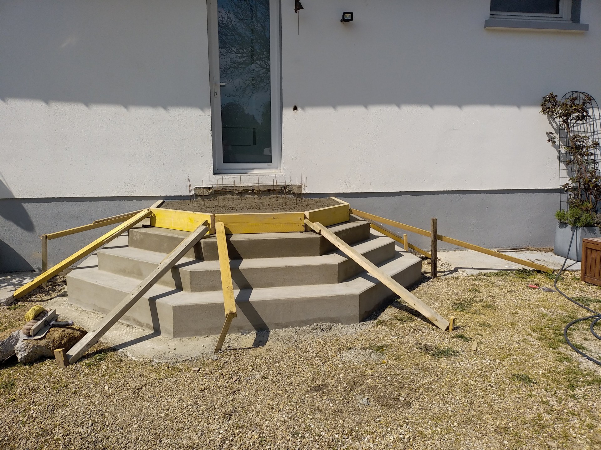 Création d'un escalier en béton