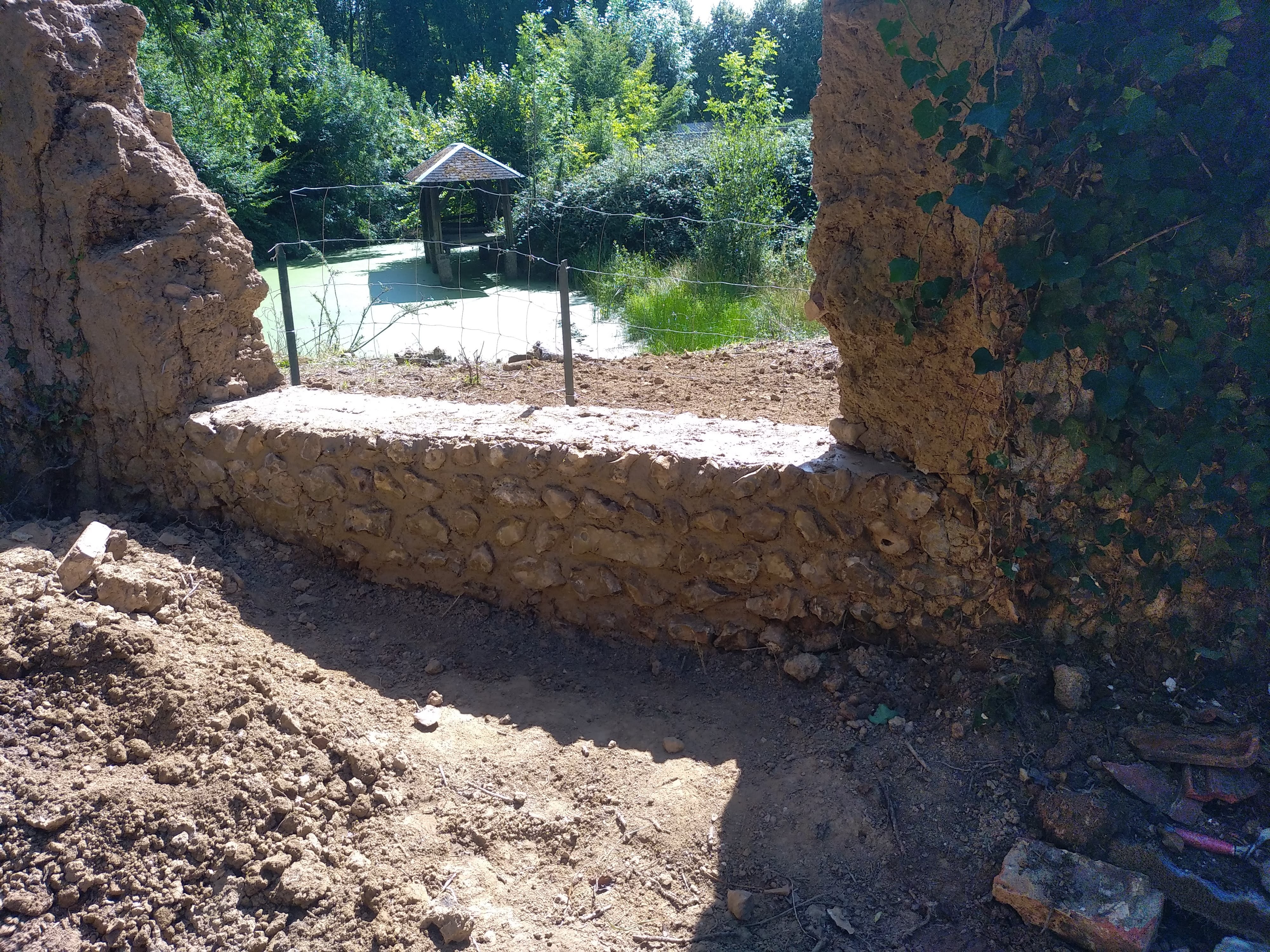 Reconstruction sous bassement silex